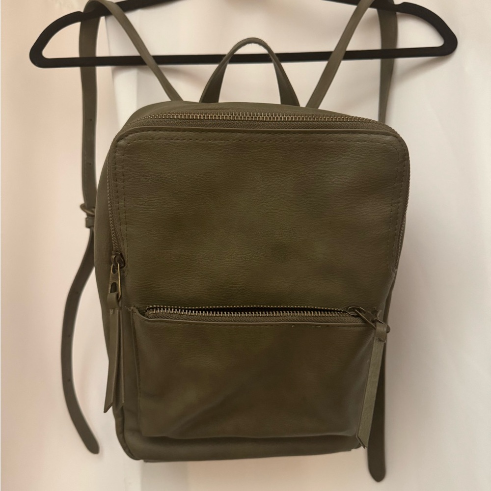 Universal Thread Khaki Men's Backpack